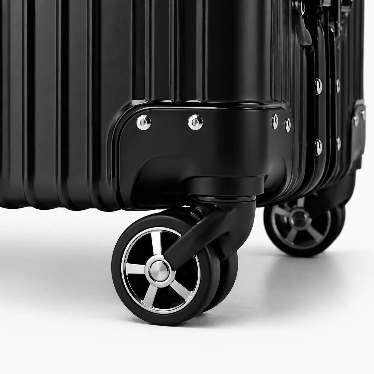 ALUMCASE Horizon | Valise Moyenne Aluminium 62cm
