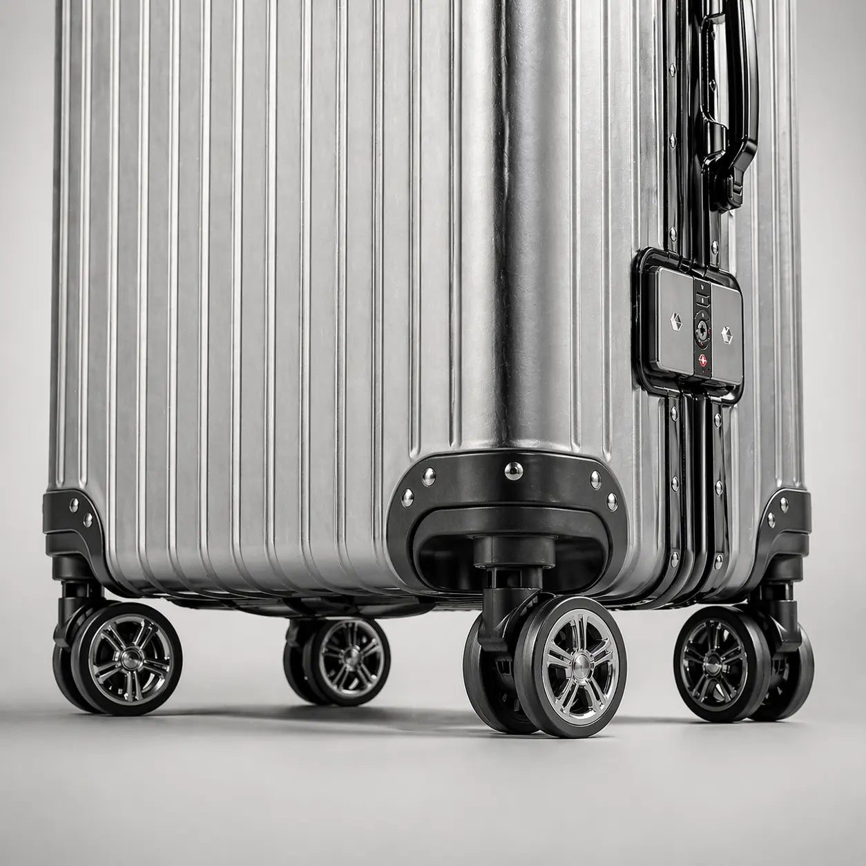 ALUMCASE Infinite | Valise Grande Aluminium 70cm