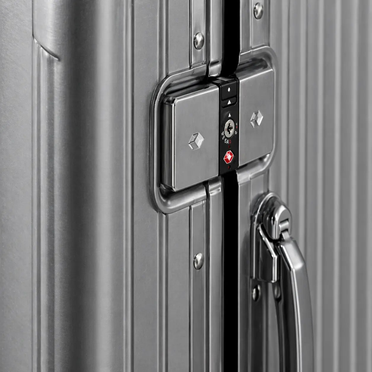 ALUMCASE Infinite | Valise Grande Aluminium 70cm